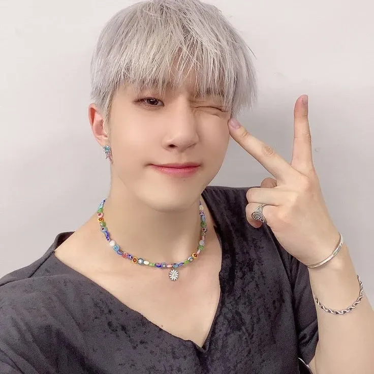 A moment captured by Jinjin (ASTRO)'s fan