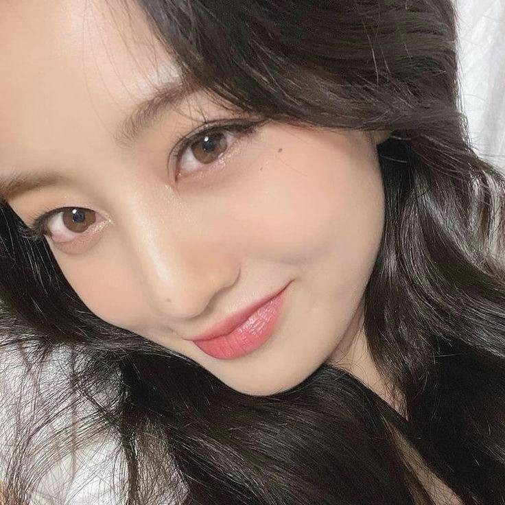 Recent activity shot of Jihyo (TWICE)