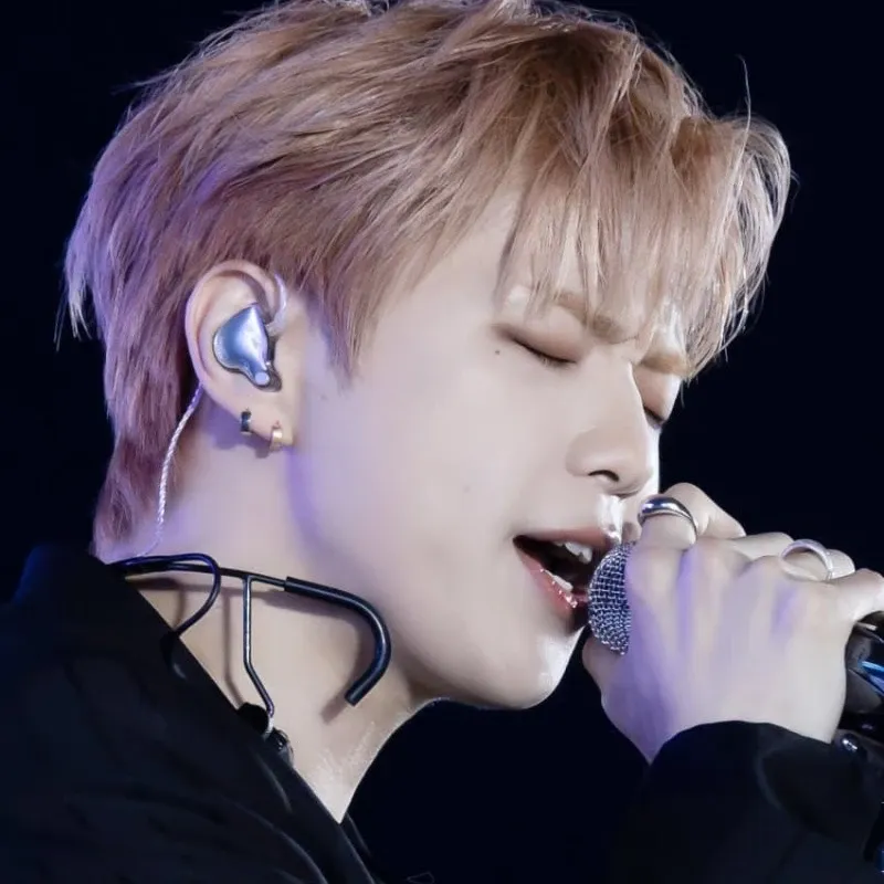 Recent activity shot of Kang Daniel