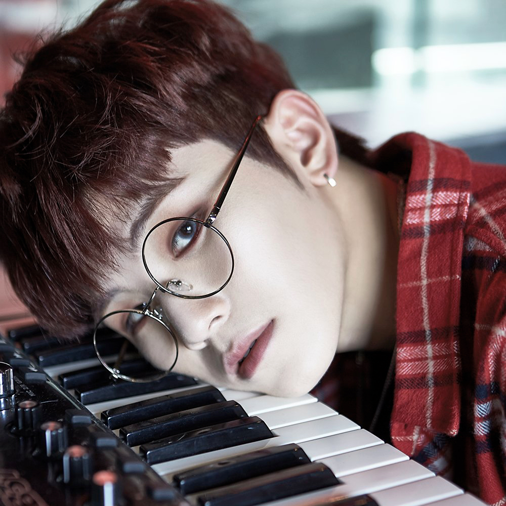 Recent activity shot of Woozi (SEVENTEEN)