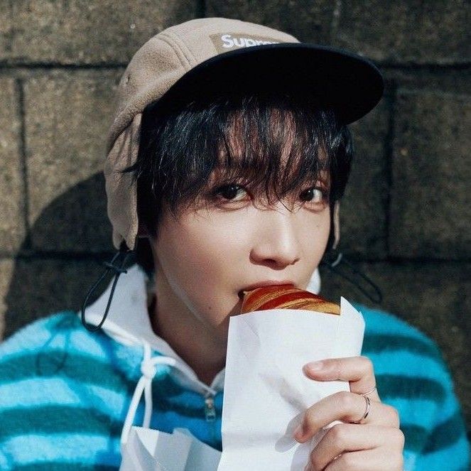 Behind-the-scenes cut of Jeong Sewoon