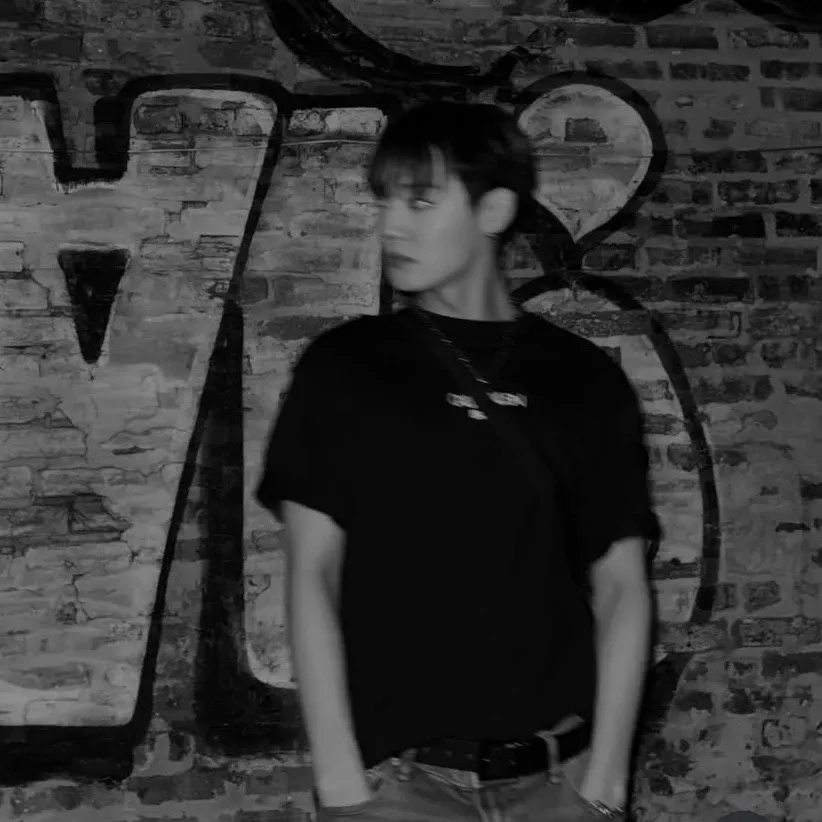 Latest photo of Chan (A.C.E)