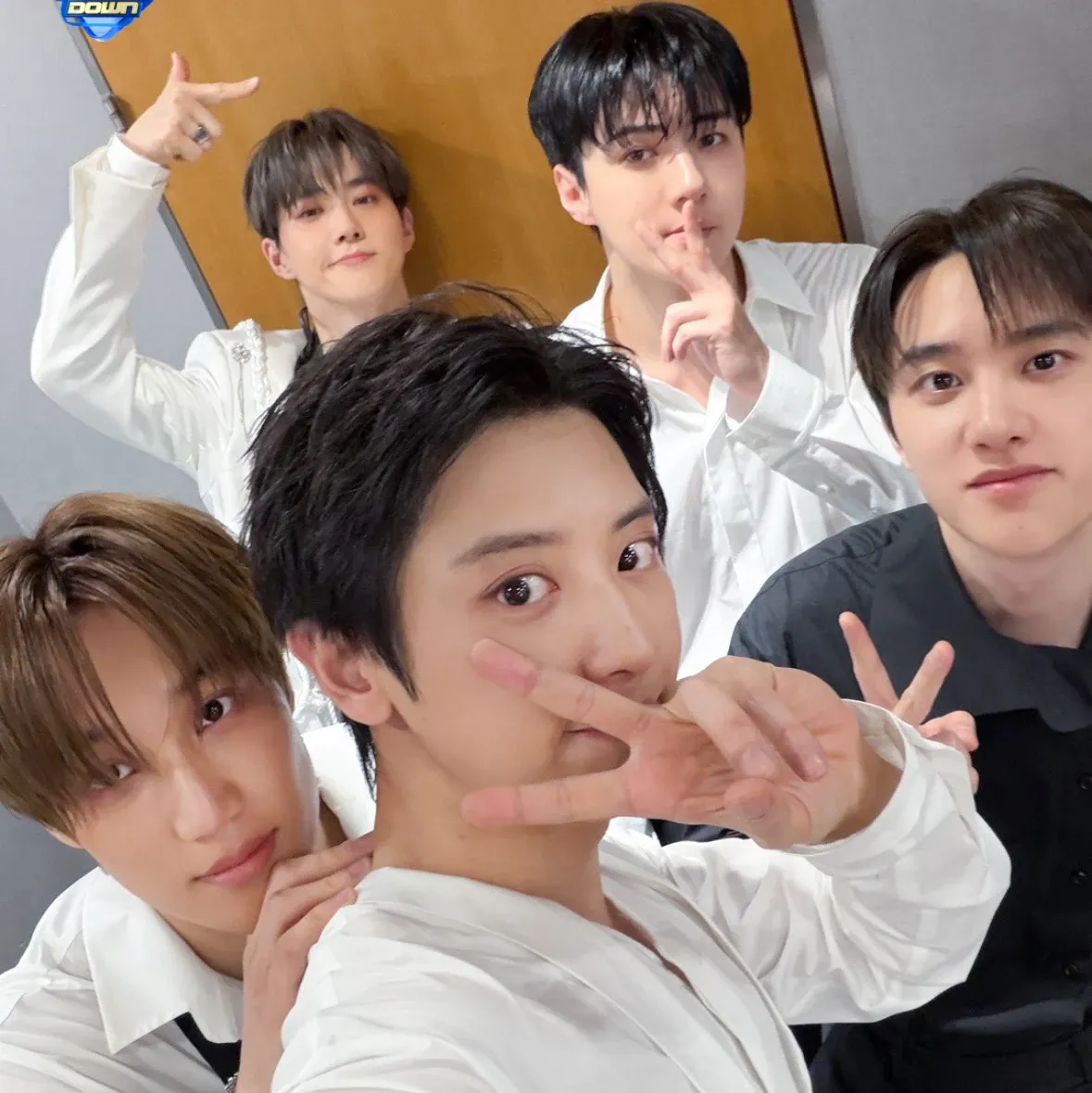 Latest photo of EXO