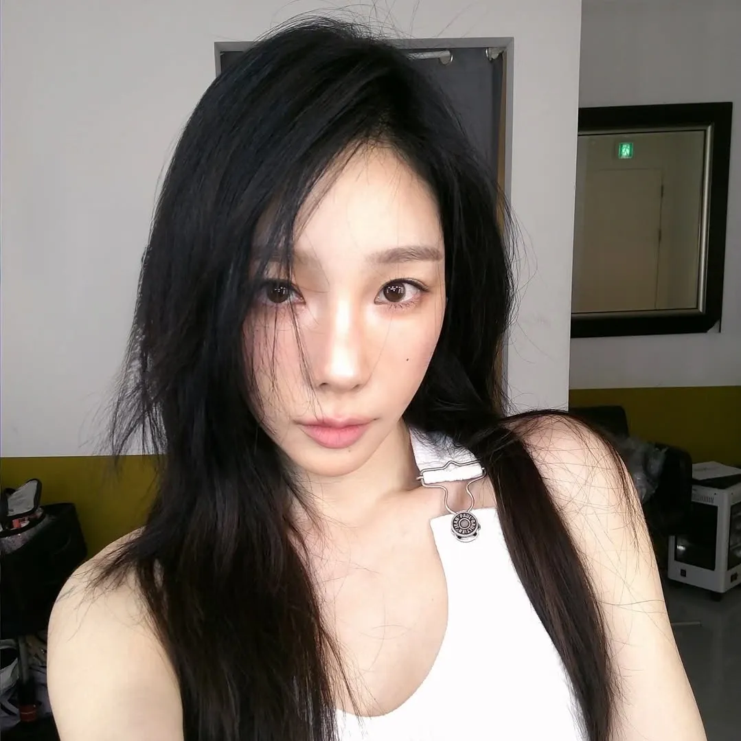 Behind-the-scenes cut of Taeyeon (Girls' Generation)