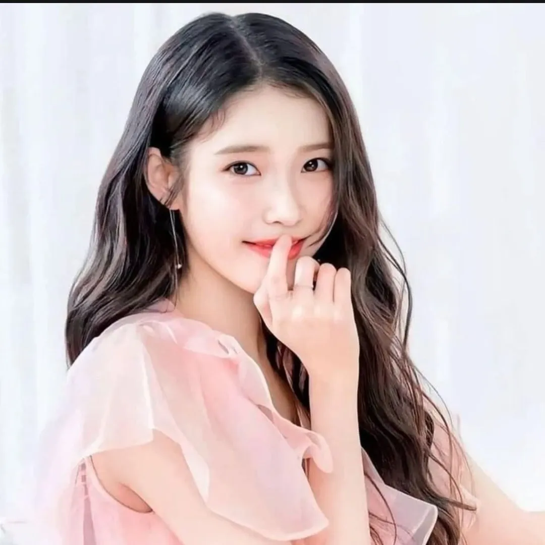 아이유의 비하인드 컷