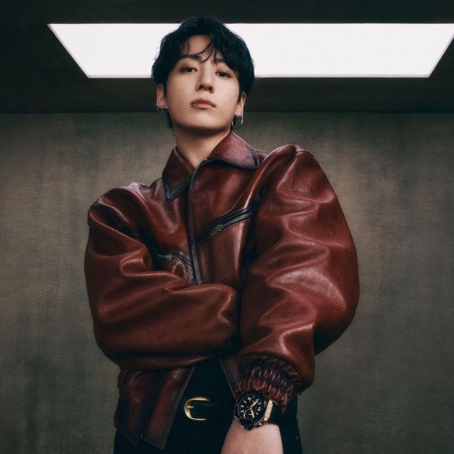 Latest photo of Jungkook (BTS)