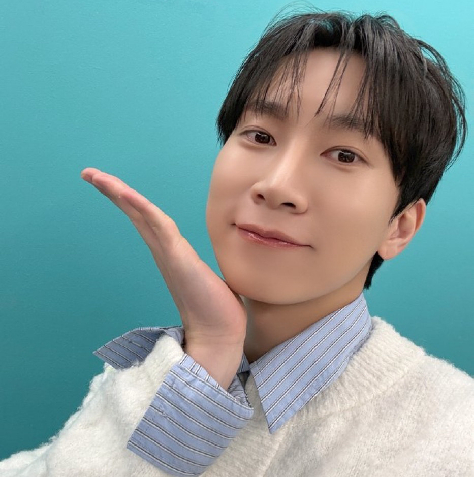 Recent activity shot of Seo Eunkwang (BTOB)