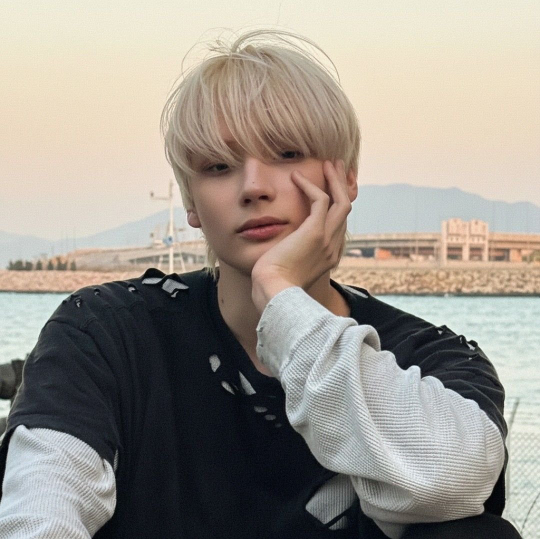 Behind-the-scenes cut of HueningKai (TOMORROW X TOGETHER)