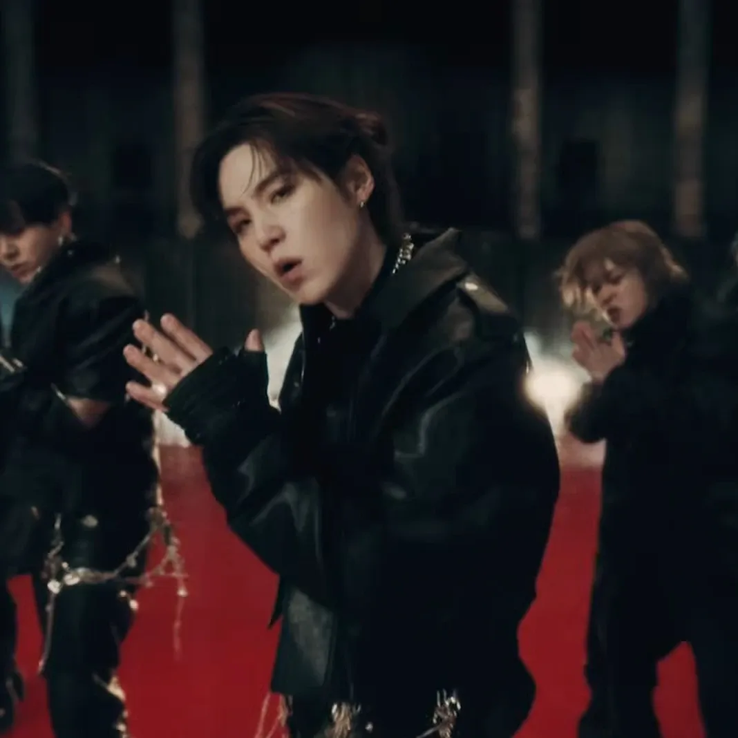 Behind-the-scenes cut of SUGA (BTS)