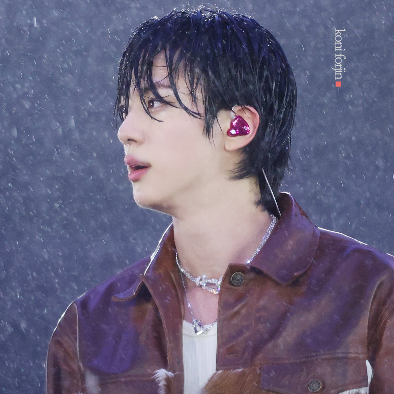 Behind-the-scenes cut of Jin (BTS)