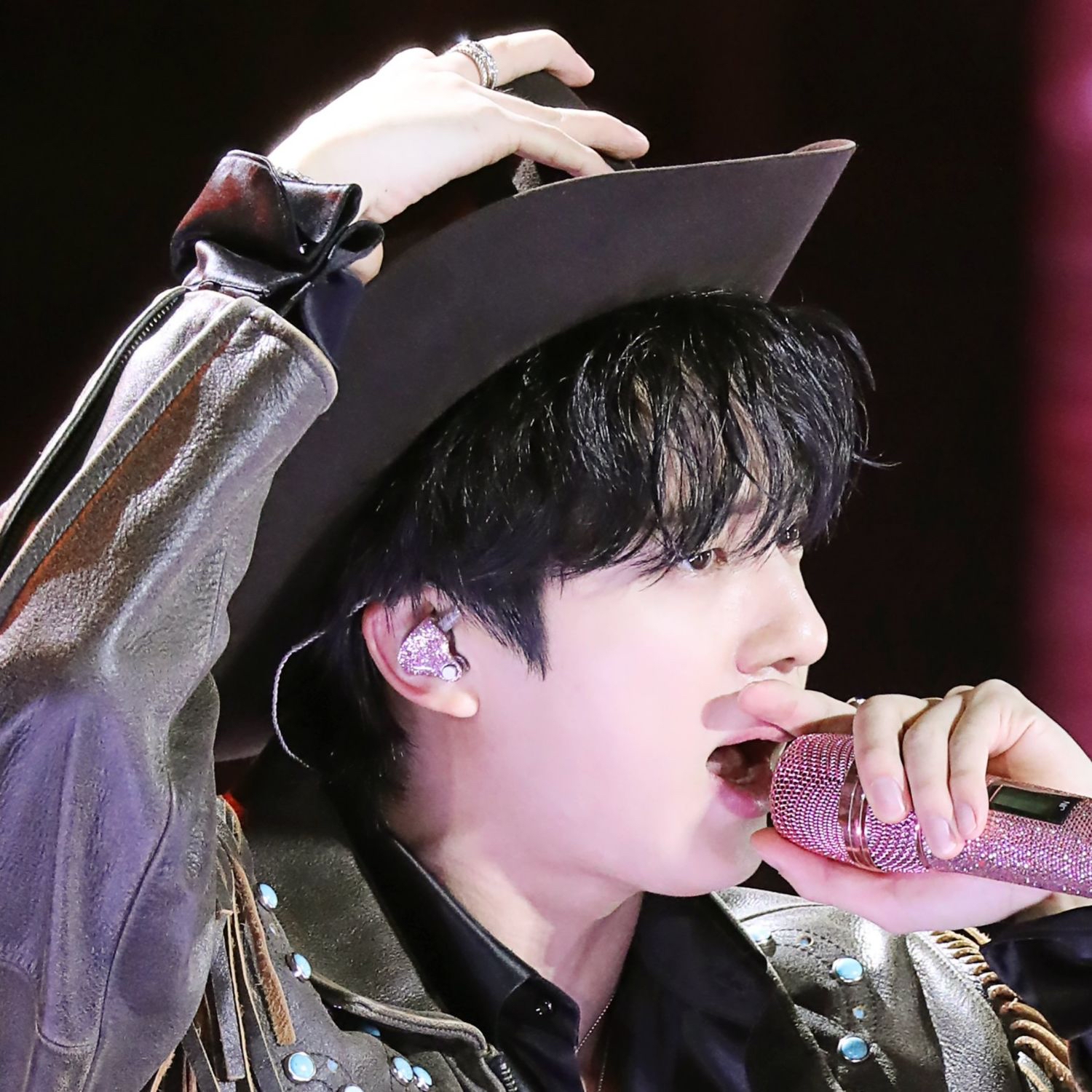 진 (방탄소년단) 최근 활동샷