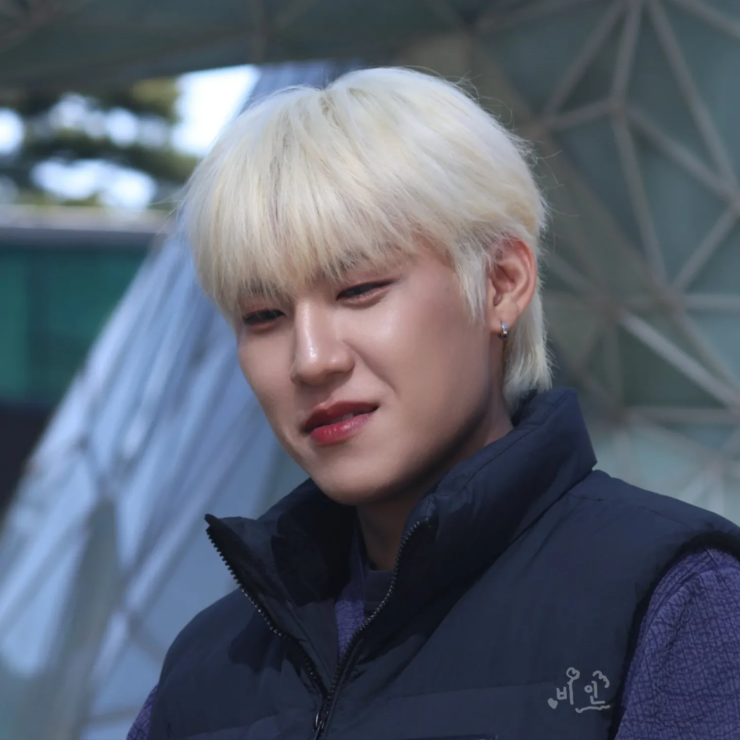 Behind-the-scenes cut of Park Woojin (AB6IX)