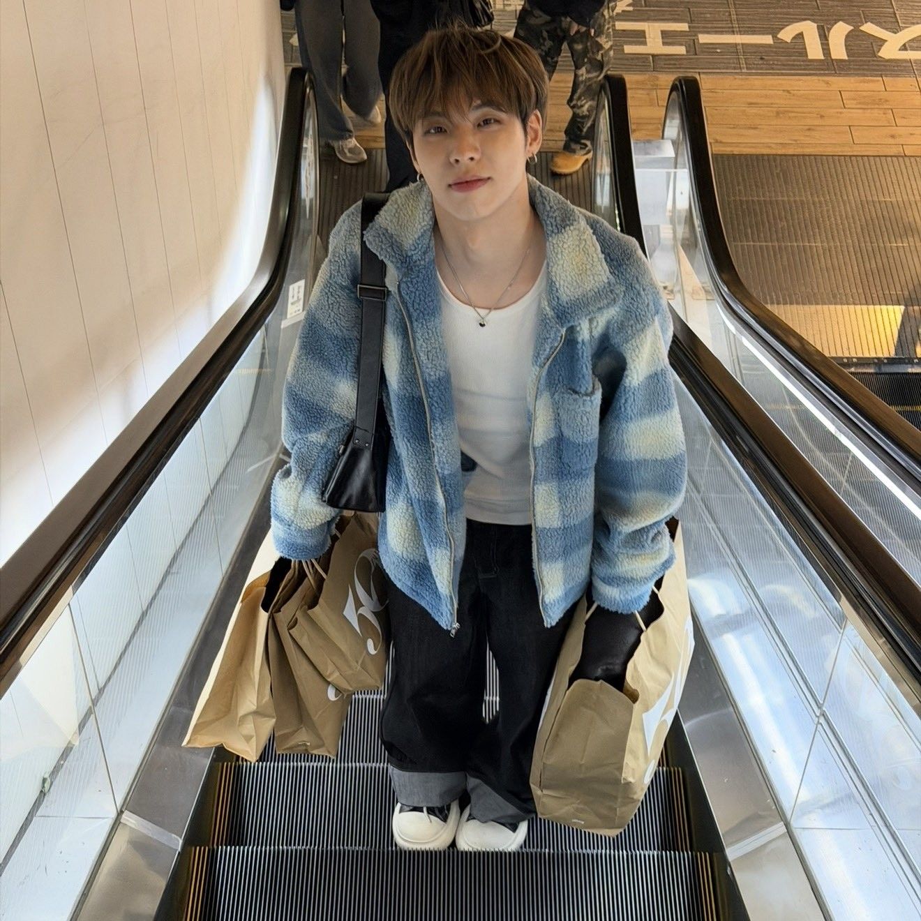 BX (CIX)의 비하인드 컷