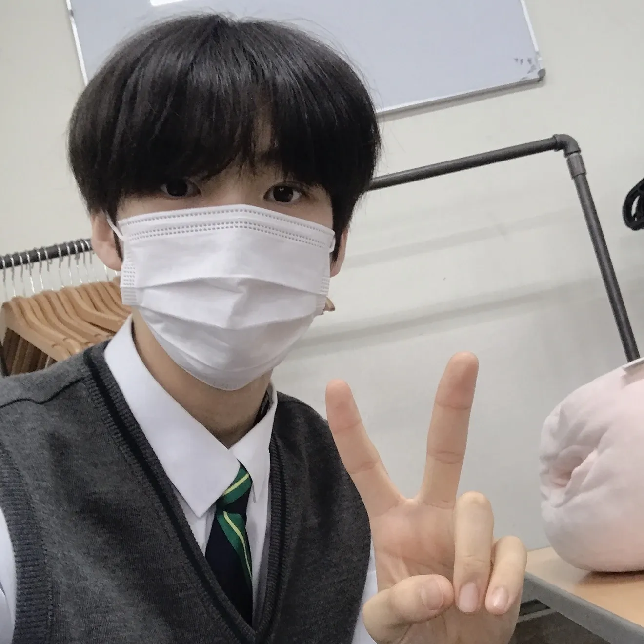 Behind-the-scenes cut of TWS