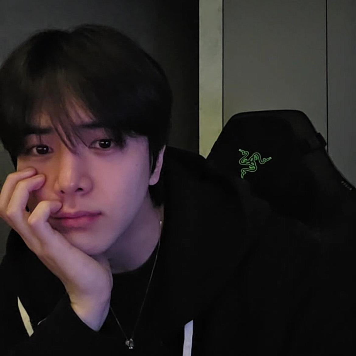 A moment captured by Younghoon (THE BOYZ)'s fan