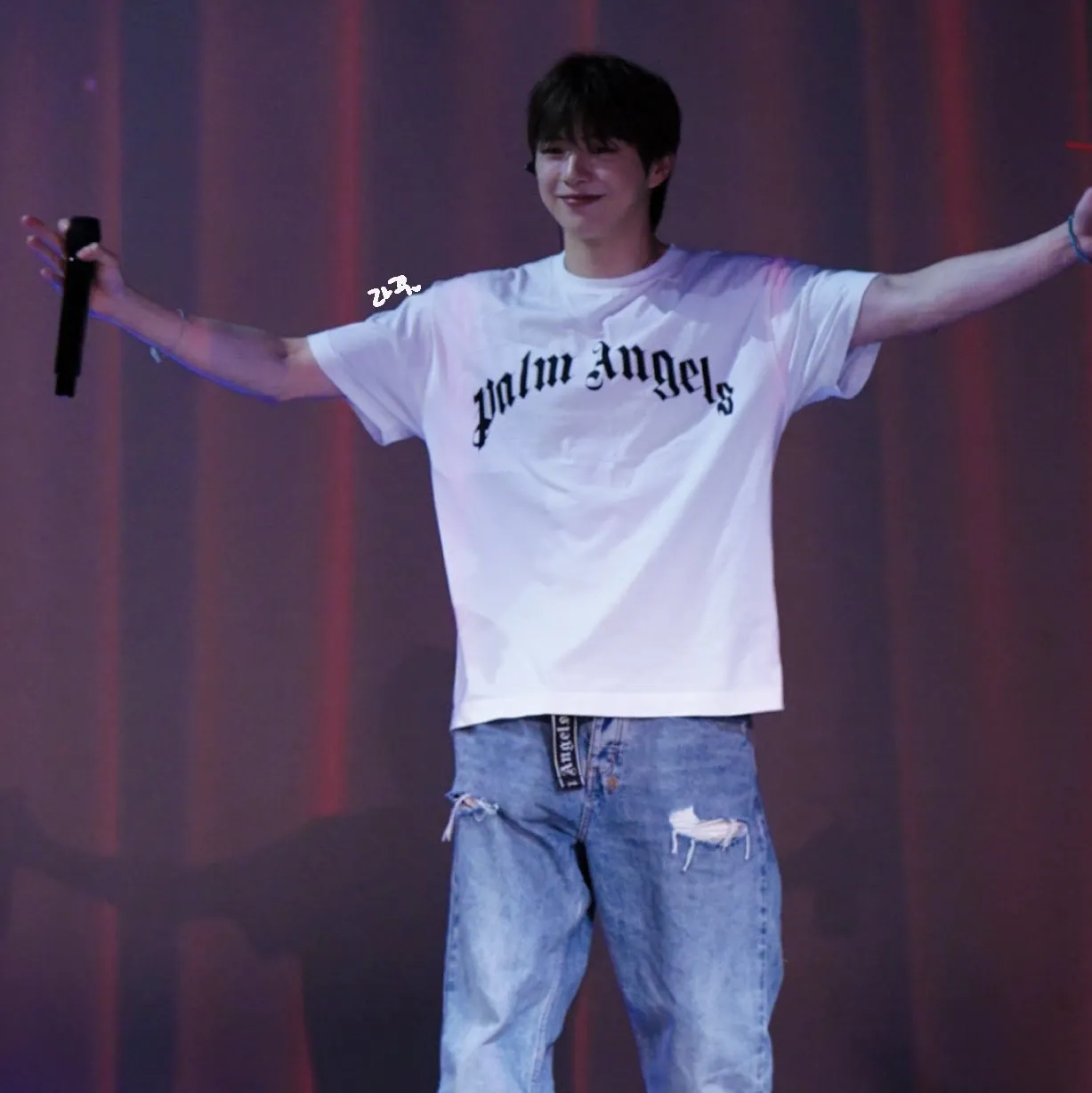 강다니엘의 최신 사진