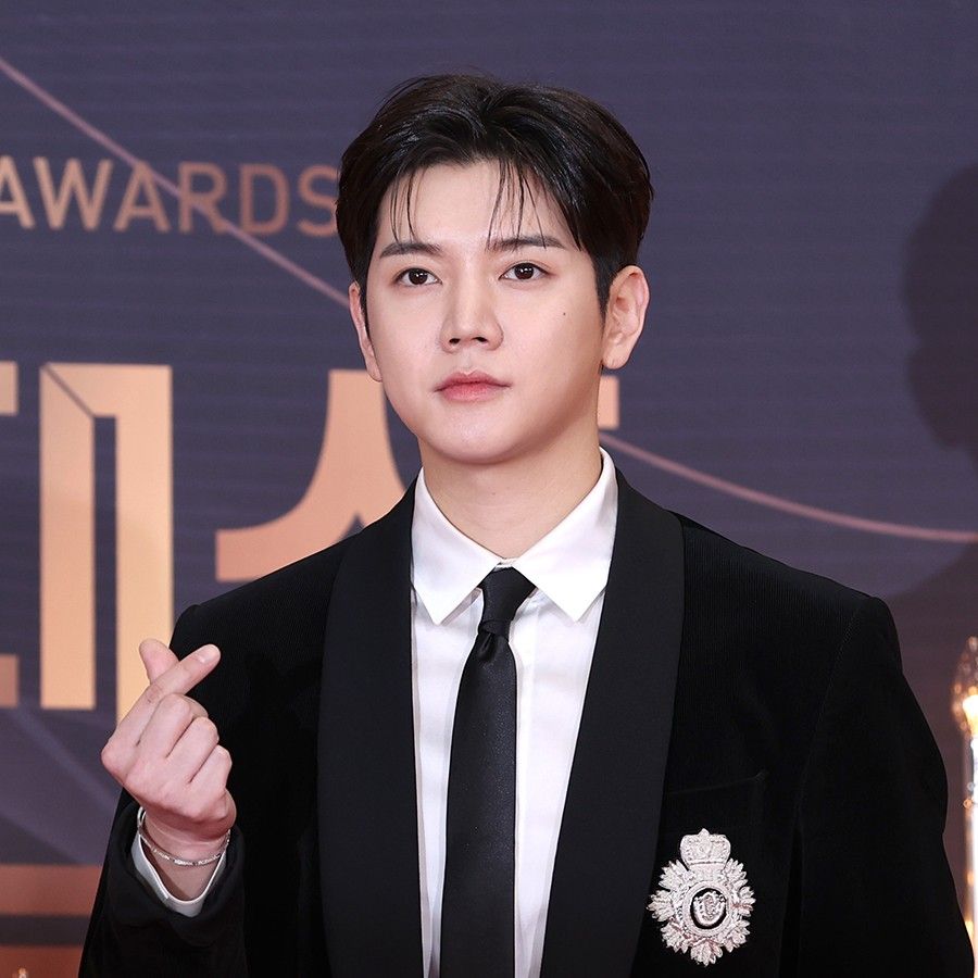 A moment captured by REN's fan