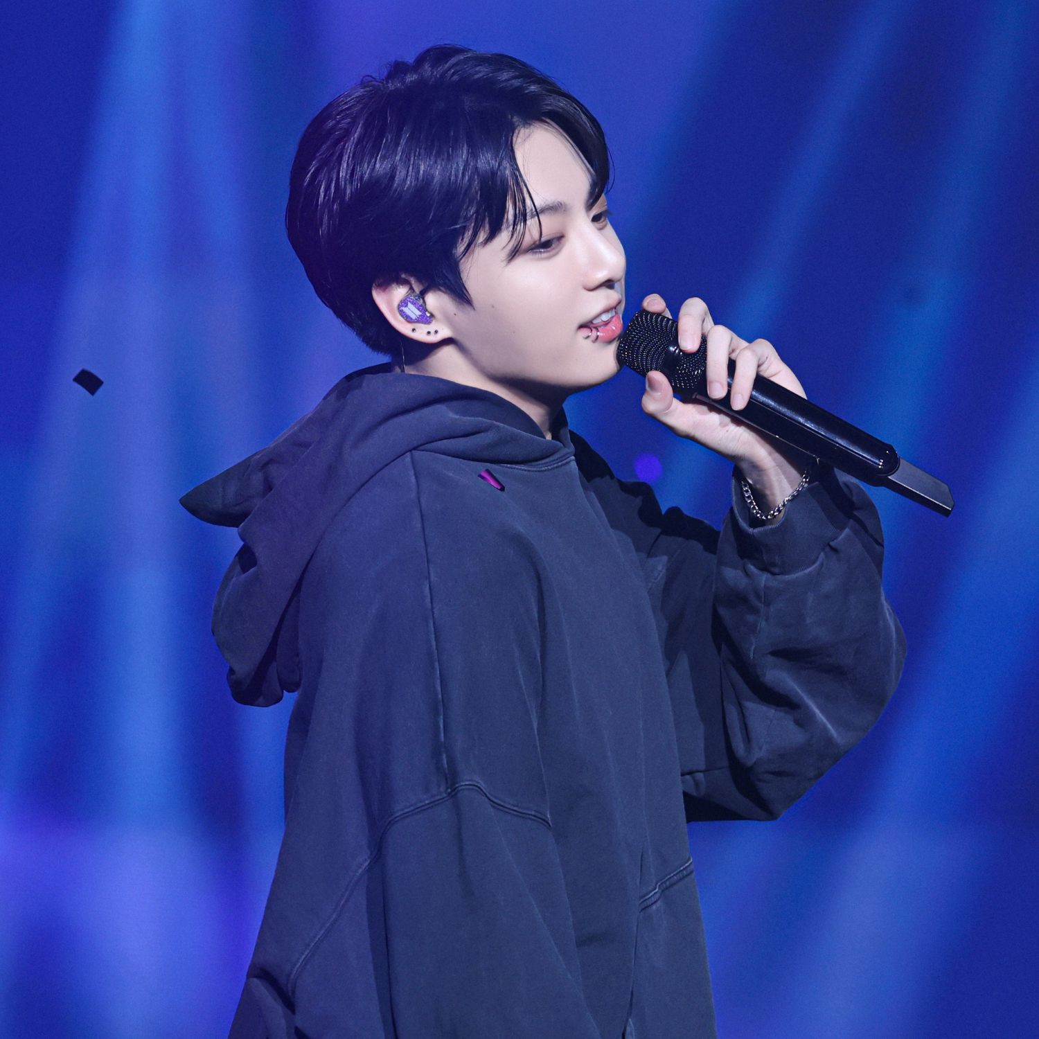 A moment captured by Jungkook (BTS)'s fan