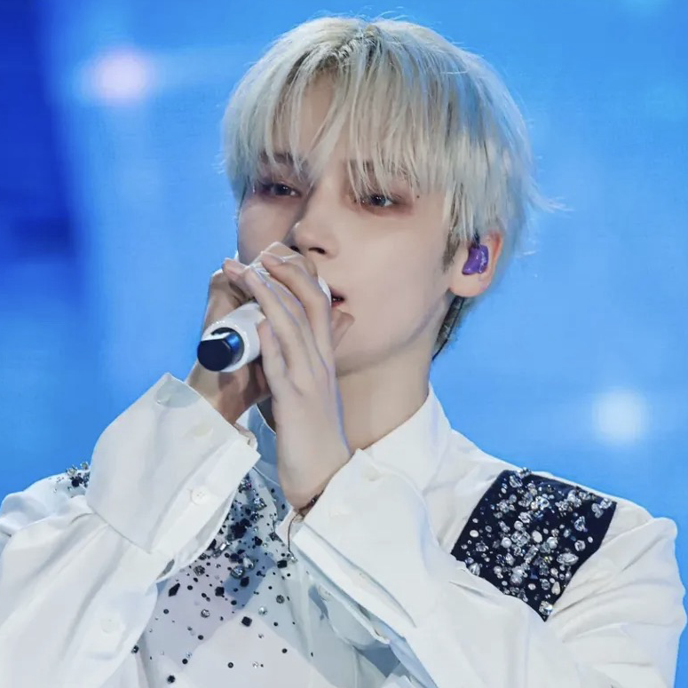 Latest photo of HueningKai (TOMORROW X TOGETHER)