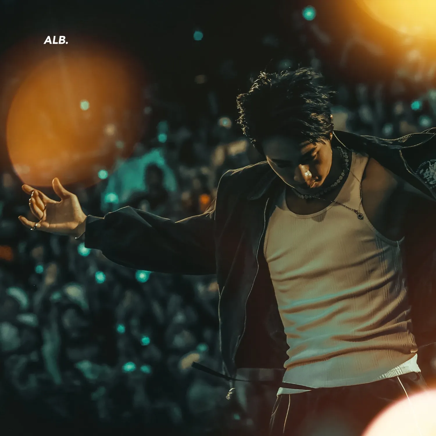 Foto aktivitas terbaru Jin (BTS)