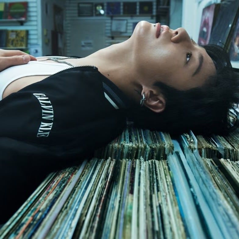 Latest photo of Jungkook (BTS)