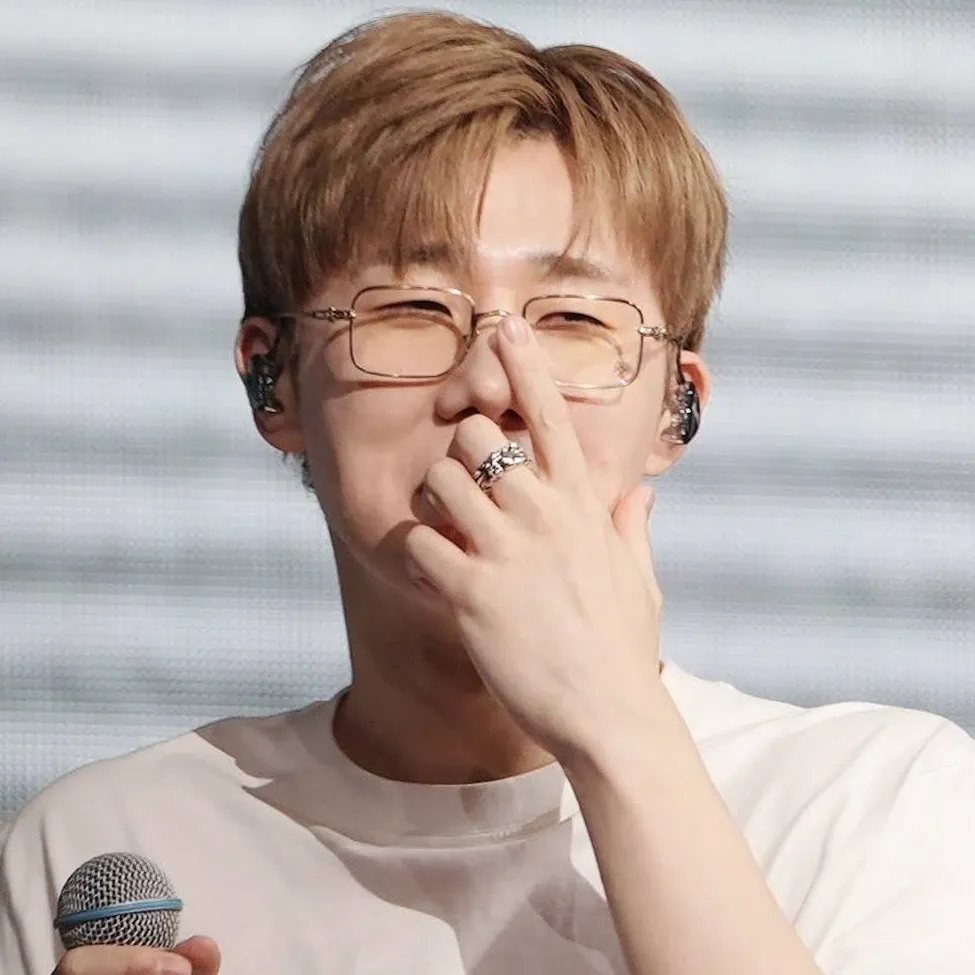Recent activity shot of Sungkyu (INFINITE)