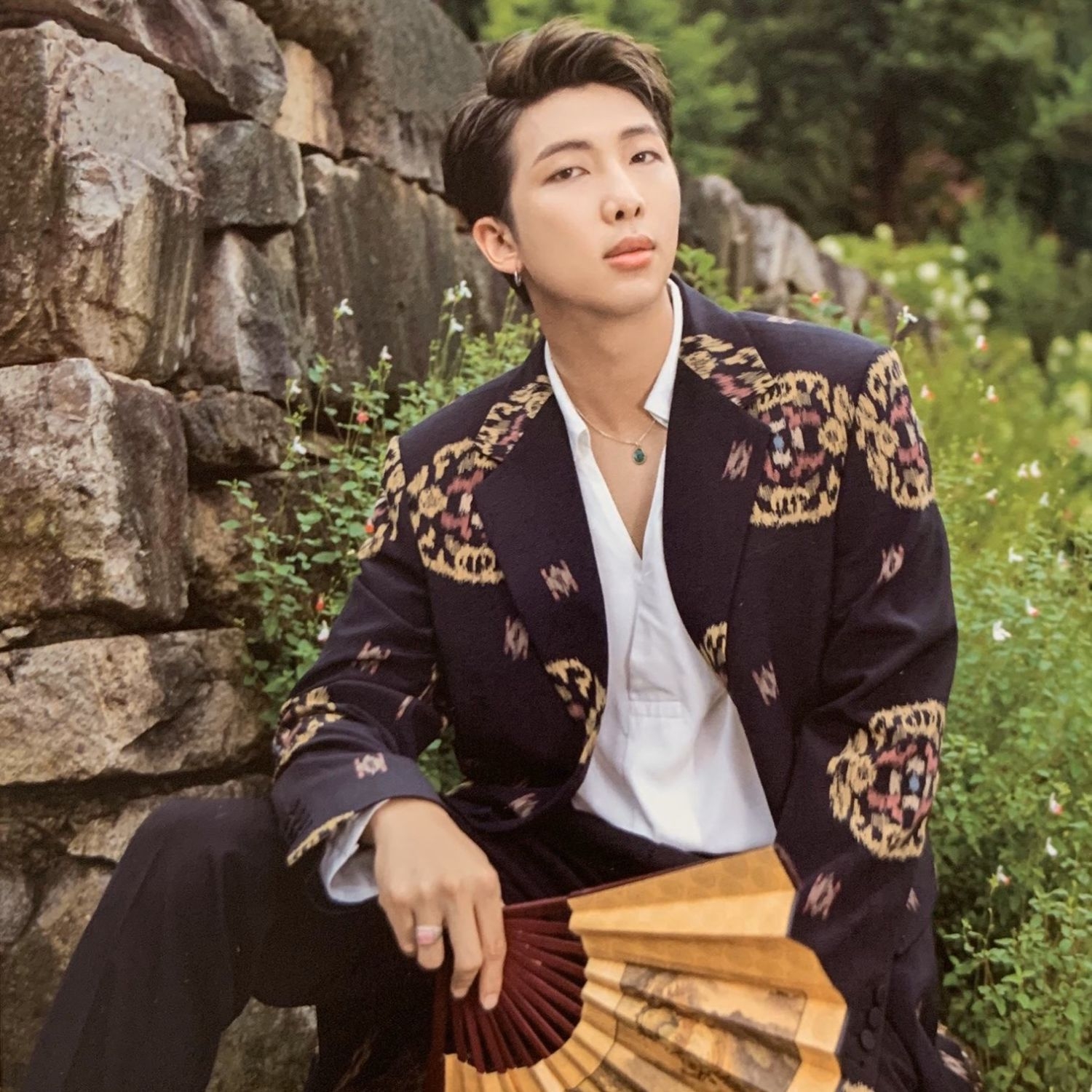 Behind-the-scenes cut of RM (BTS)