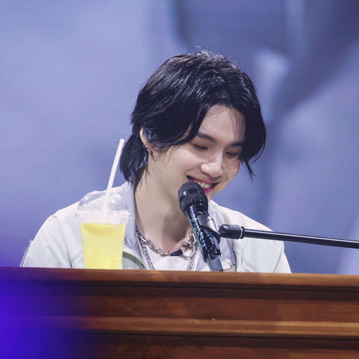 슈가 (방탄소년단) 최근 활동샷