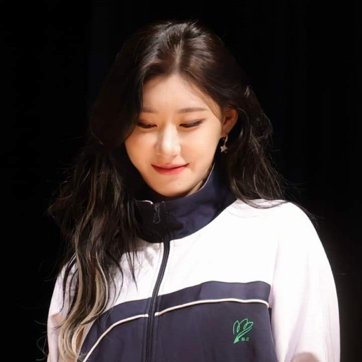 A moment captured by Chaeryeong (ITZY)'s fan