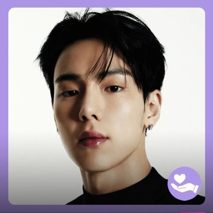 Recent activity shot of Shownu (MONSTA X)