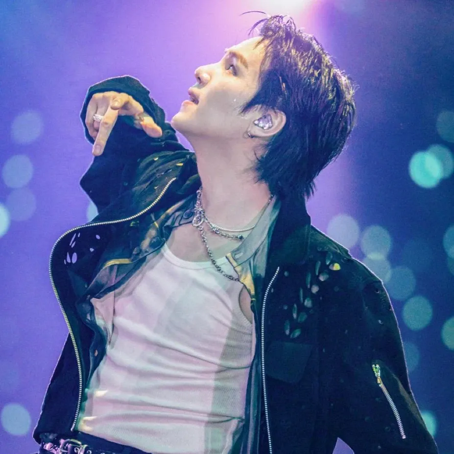 Foto terbaru SUGA (BTS)