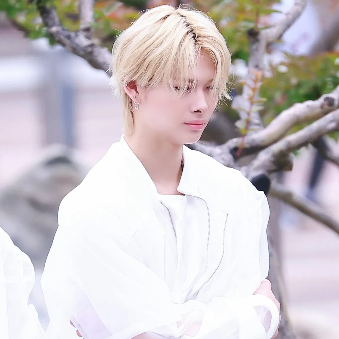 Behind-the-scenes cut of NI-KI (ENHYPEN)