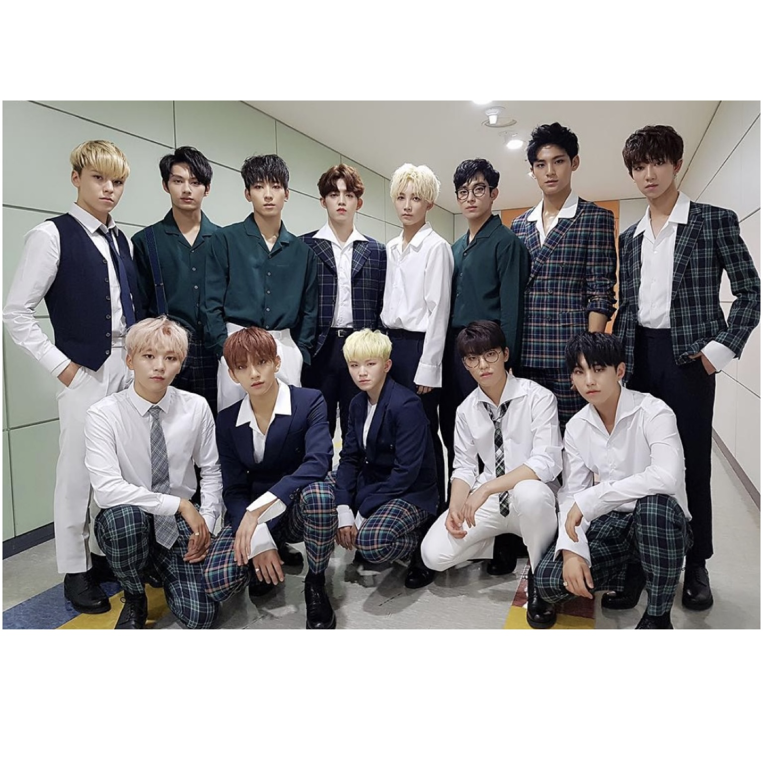 Foto terbaru SEVENTEEN