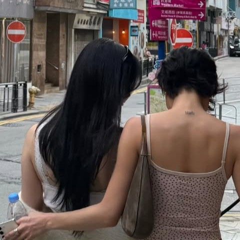 Recent activity shot of Hwasa (MAMAMOO)