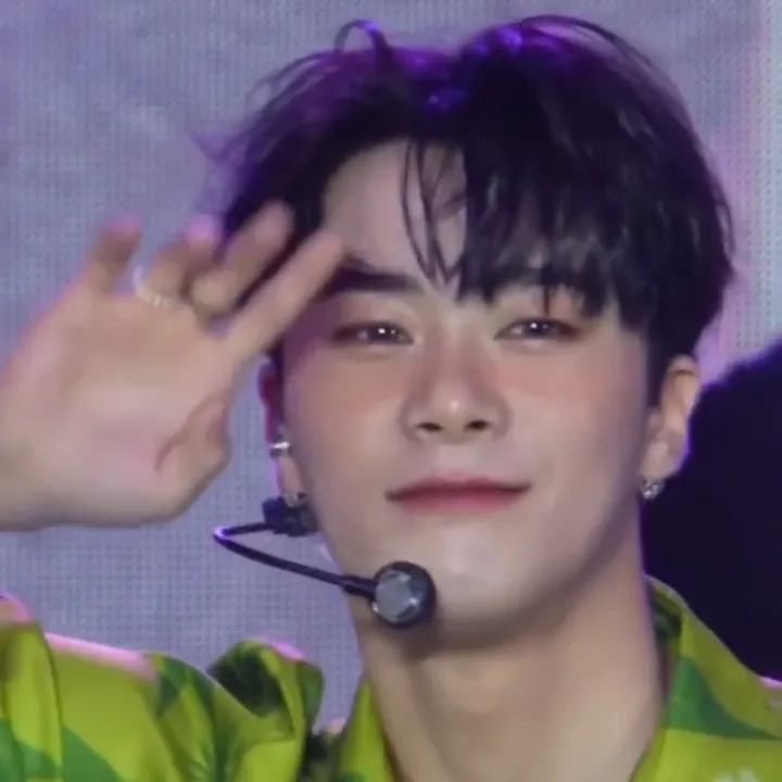 Behind-the-scenes cut of Moonbin (ASTRO)