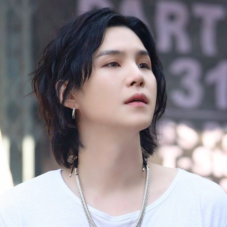 슈가 (방탄소년단) 최근 활동샷