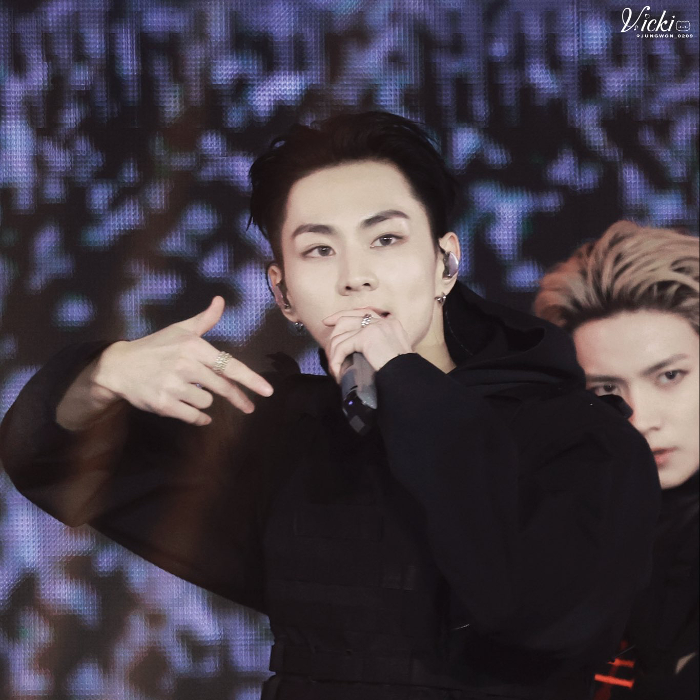 A moment captured by Jungwon (ENHYPEN)'s fan