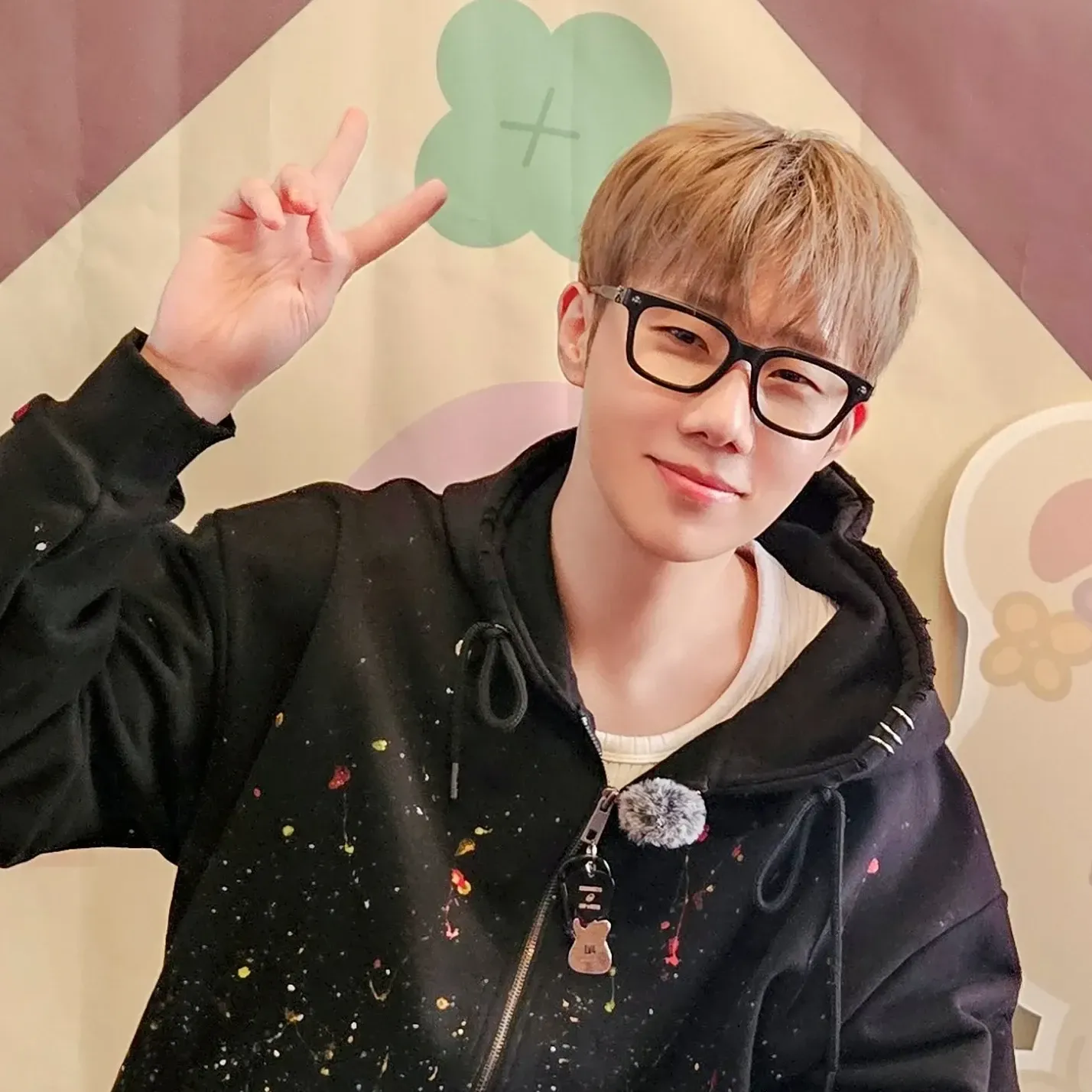 Behind-the-scenes cut of Sungkyu (INFINITE)