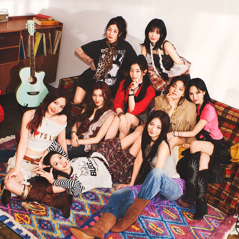 Momen yang diabadikan oleh penggemar TWICE