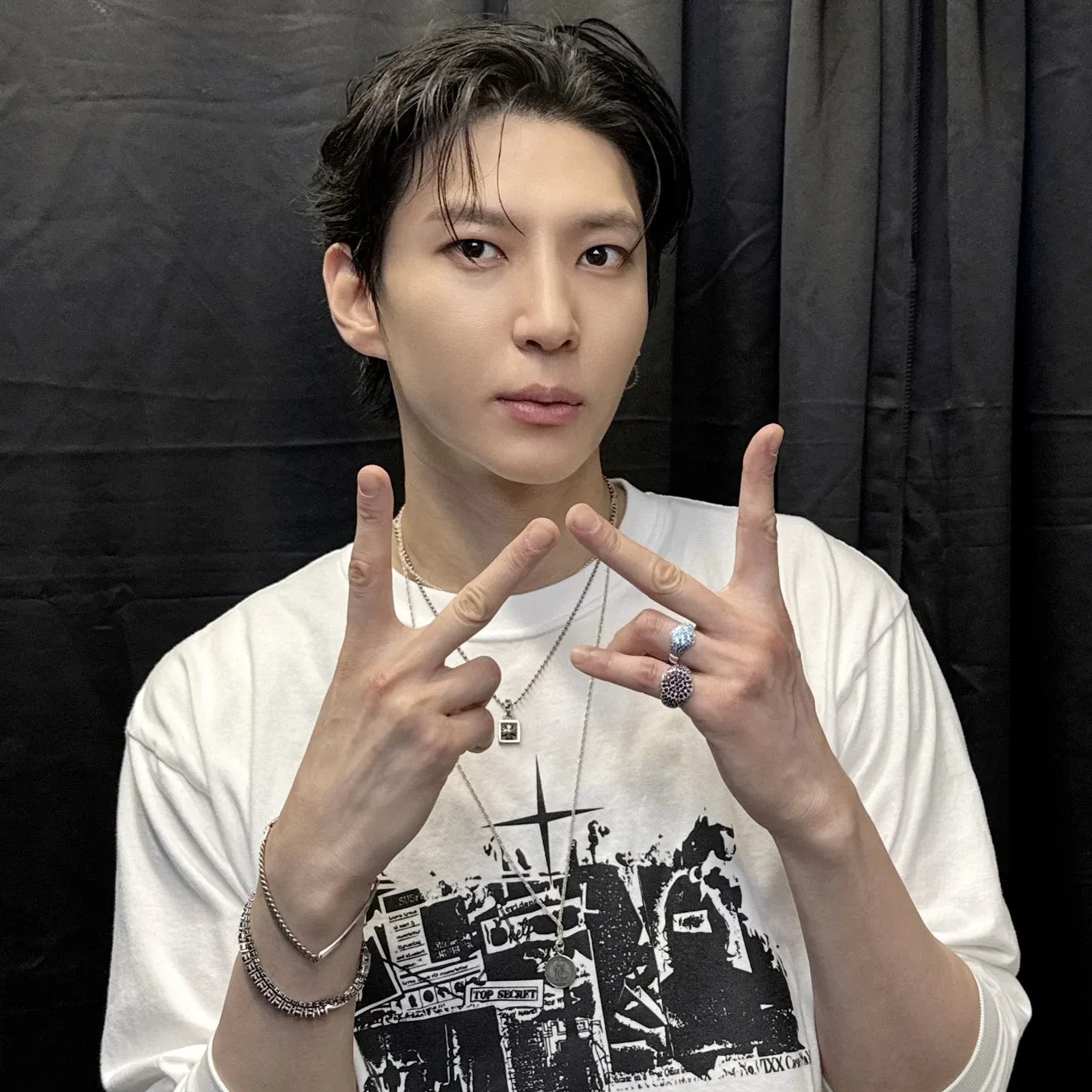 Konten idola populer yang trending di komunitas