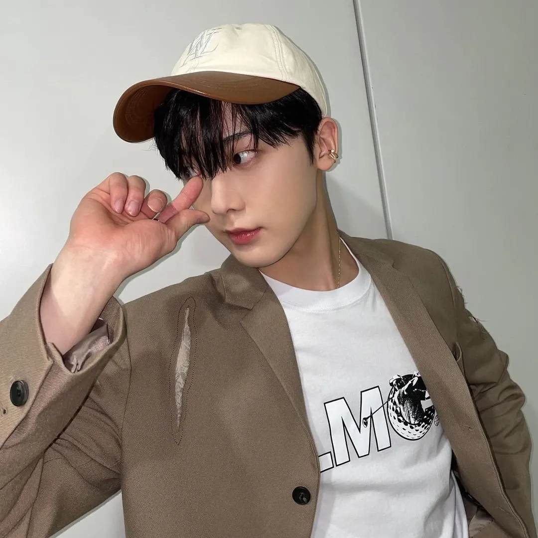 ASTRO的最新活动照片