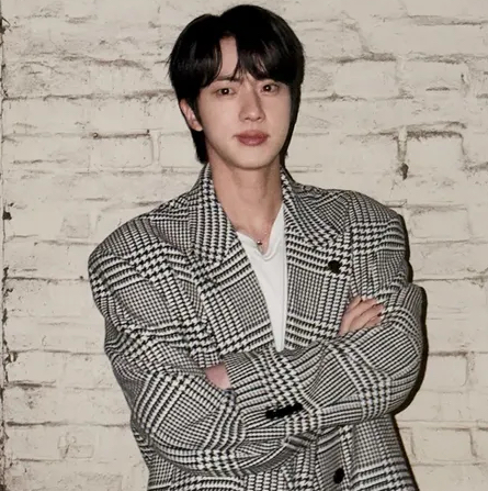 Foto terbaru Jin (BTS)