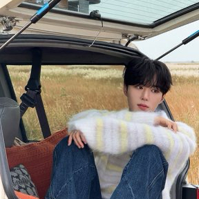 Latest photo of Kim Junseo (ALPHA DRIVE ONE)