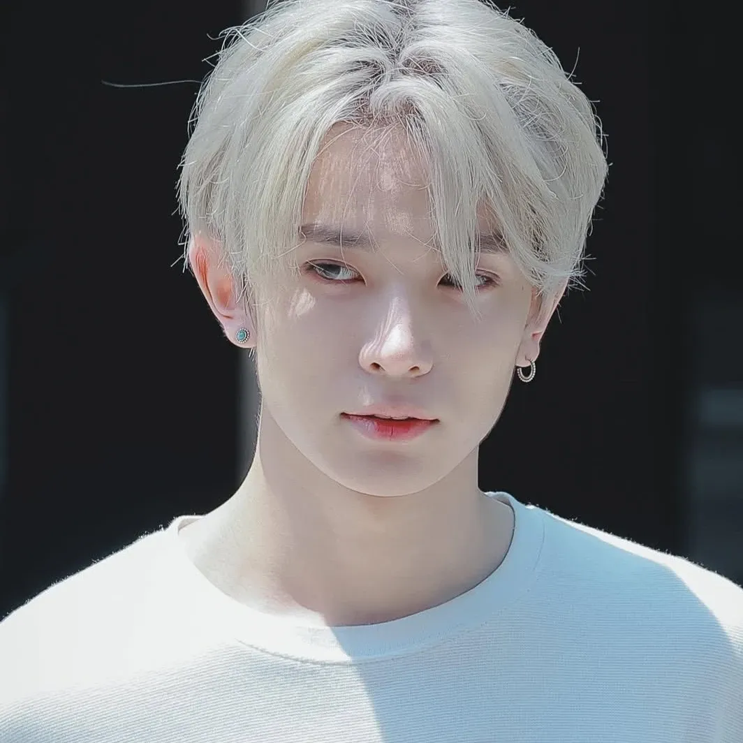 Latest photo of Evan