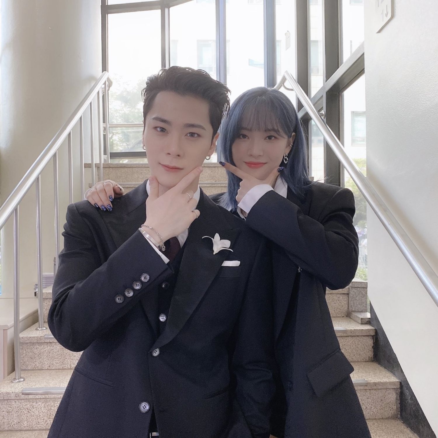 Recent activity shot of SHEON (Billlie)