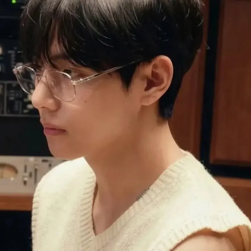 뷔 (방탄소년단) 팬이 찍은 순간