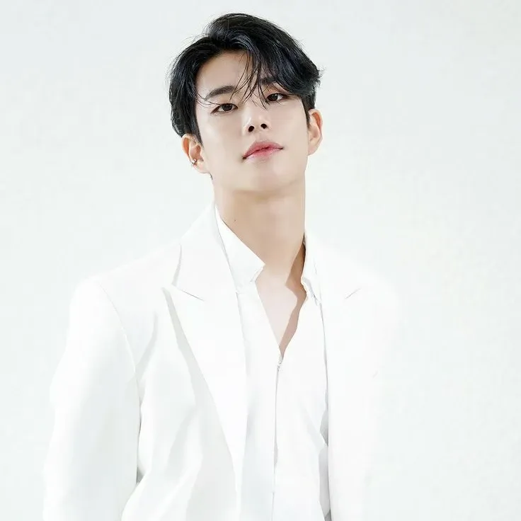 Recent activity shot of MJ (ASTRO)
