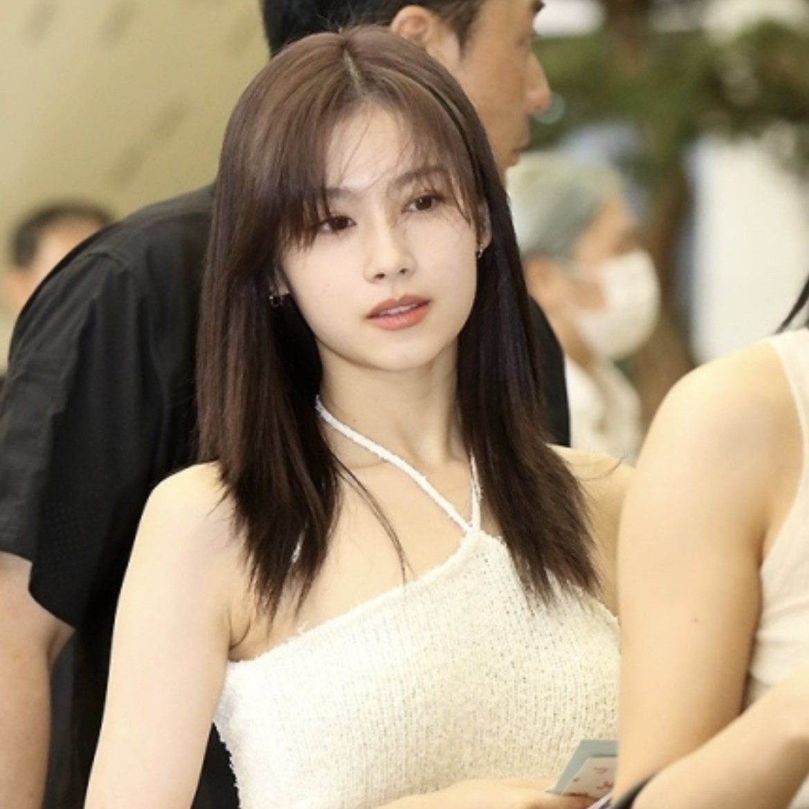 Potret di balik layar Sana (TWICE)