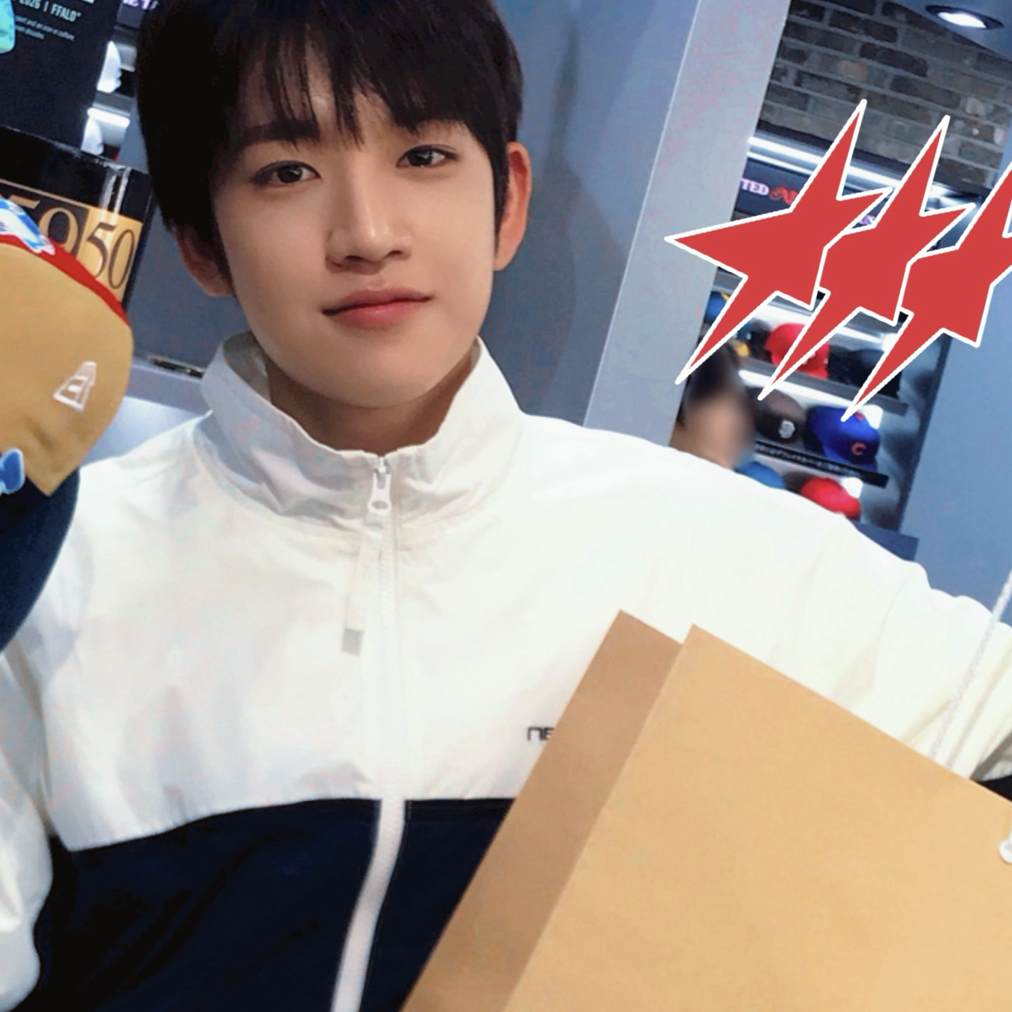 Recent activity shot of Kim minjae (IDID)