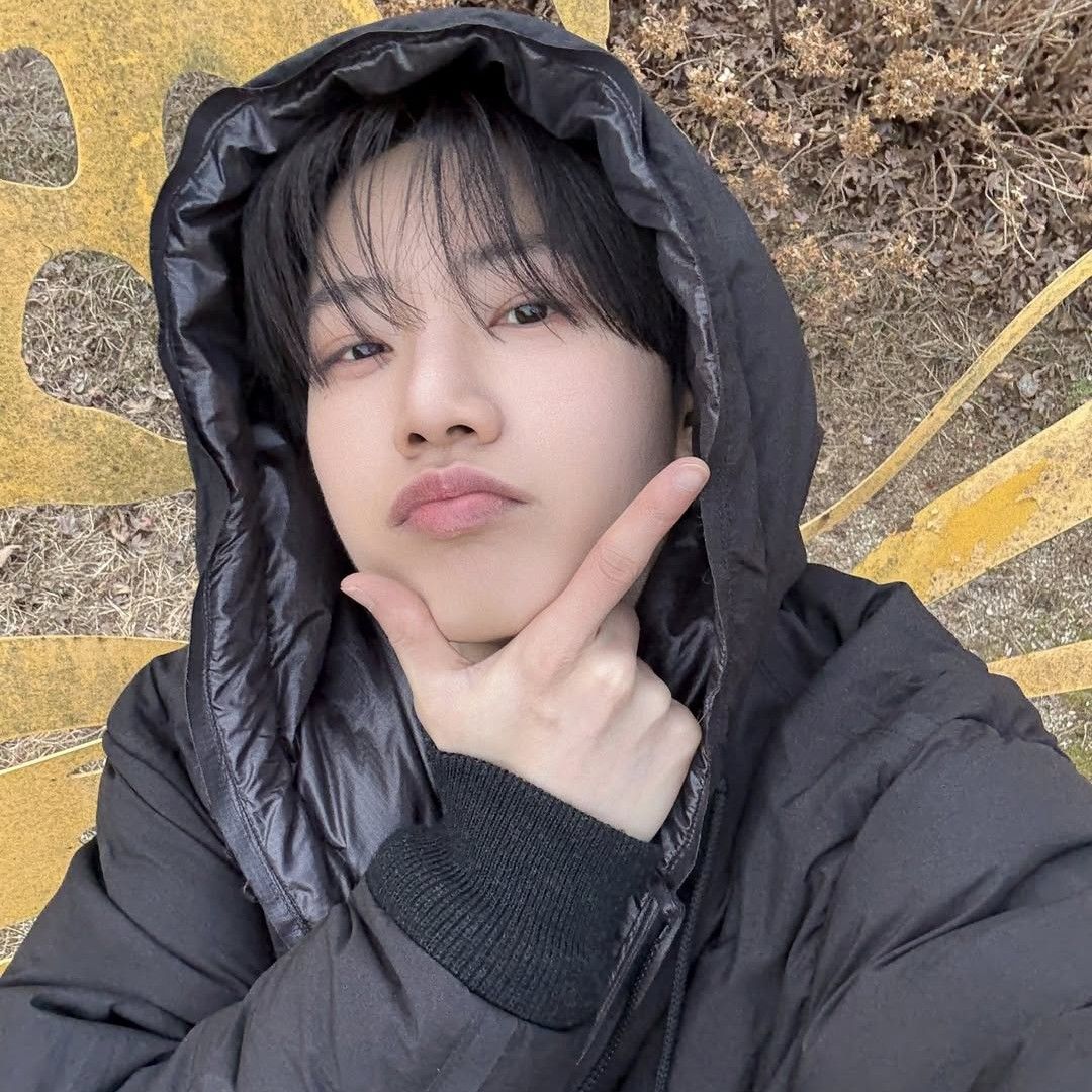 Latest photo of Junkyu (TREASURE)